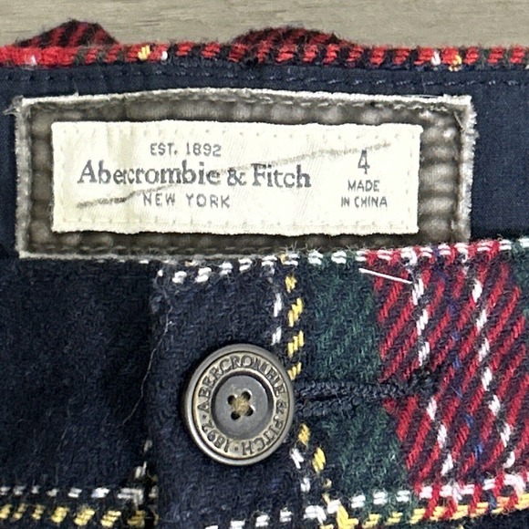 COPY - Abercrombie & Fitch A&F Women Red Plaid Short Pants Size 4 - Picture 6 of 6